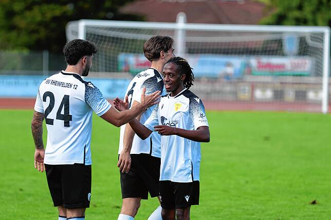 Bild 1: FSV Rheinfelden gewinnt Derby beim FC Tiengen 08 mit 3:2 – und wir haben Fotos!