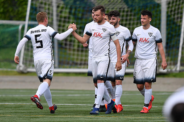 Bild 20: SV Weil II besiegt den SV Buch mit 4:0 &ndash; und wir haben die Bilder!