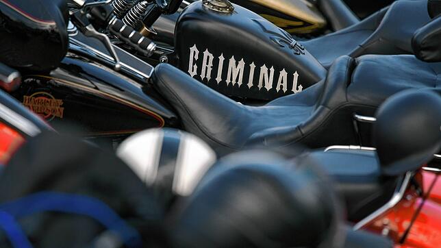 Jeder Rocker fährt ein Motorrad? Das stimmt nicht ganz. Vor allem Mitglieder mit migrantischer Herkunft besitzen kein solches Gefährt.