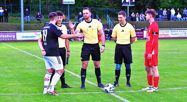 Bild 7: SV 08 Laufenburg besiegt den FC Tiengen 08 im Hochrhein-Derby mit 4:2 – und wir haben Fotos!