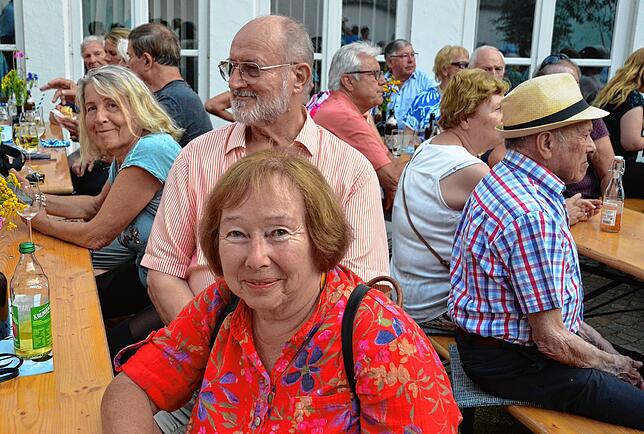 Bild 35: Five Senses sorgen für Unterhaltung auf dem Markdorfer Schlossplatz – hier gibt's die Bilder!