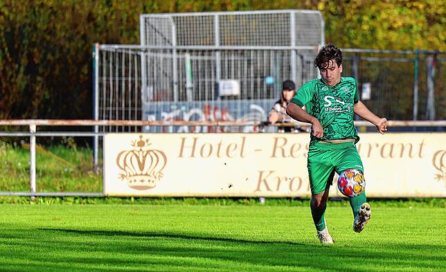 Bild 4: Unsere Bildergalerie von Bezirksligaspiel zwischen dem FC Bodman-Ludwigshafen und dem TSV Aach-Linz