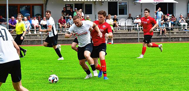 Bild 23: SG FC Wehr/Brennet spielt nur 1:1 gegen FC Hochrhein – und wir haben Fotos!