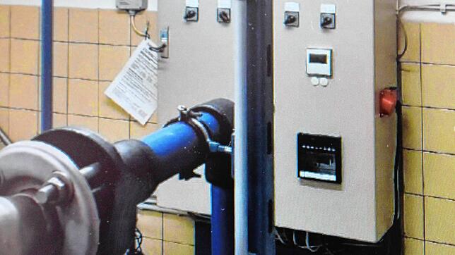 Blick ins Pumpwerk Waldhausen. Hier soll die Elektronik erneuert werden.