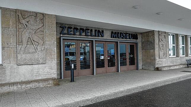 Das Wandmodell einer Gondel wurde aus dem Zeppelin Museum in Friedrichshafen gestohlen. Die Polizei sucht nun Zeugen.