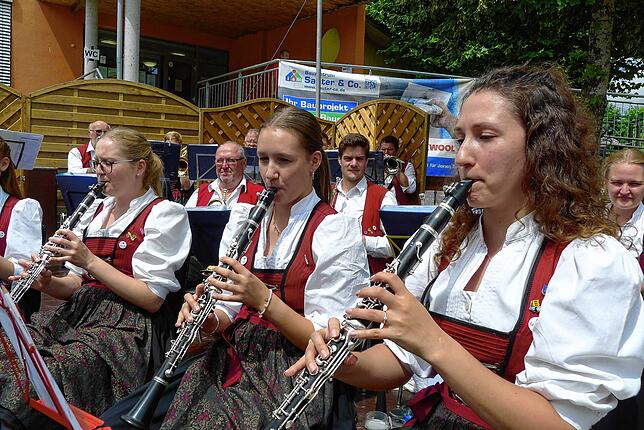 Bild 16: Bilder vom Sommerfest des Musikvereins Roggenbeuren