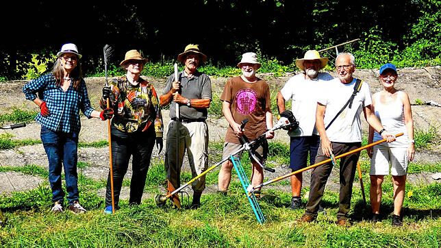 Beim jüngsten Rennbahn-Einsatz haben sich Annette Ketterer (von links), Elda Hausmann, Paul Altenburger, Berthold Danner, Werner ...