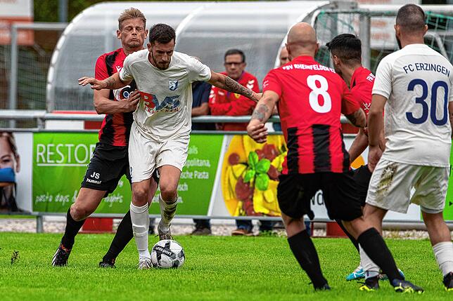 Bild 13: FSV Rheinfelden gewinnt Bezirksderby gegen den FC Erzingen mit 5:1 &ndash; und wir haben Bilder!