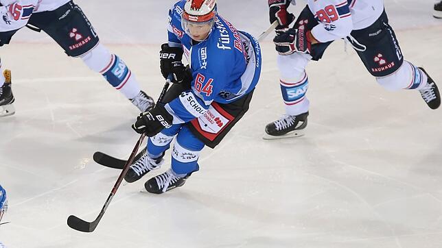 Spielt bei der Partie in Bremerhaven bei den Wild Wings im Sturm: Boaz Bassen. Bild: Roger Müller