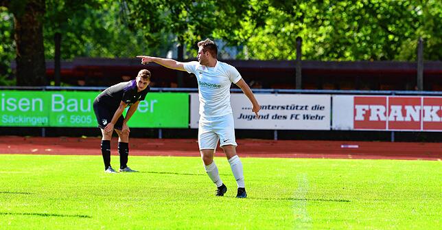 Bild 2: SG FC Wehr/Brennet besiegt den FC Wittlingen mit 1:0 &ndash; und wir haben Bilder!