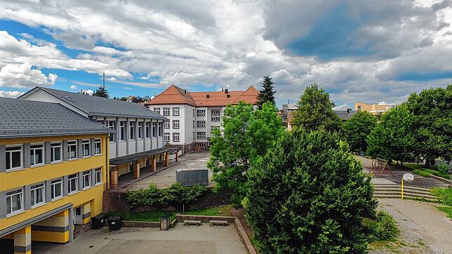 Lüften reicht. An St. Georgener Schulen, hier die Robert-Gerwig-Schule, sollen vorerst keine mobilen Lüftungsgeräte in den ...