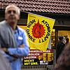 Aktivisten demonstrieren am 15. September gegen ein Atommüllendlager vor einer Informationsveranstaltung zur Standortwahl für ein ...