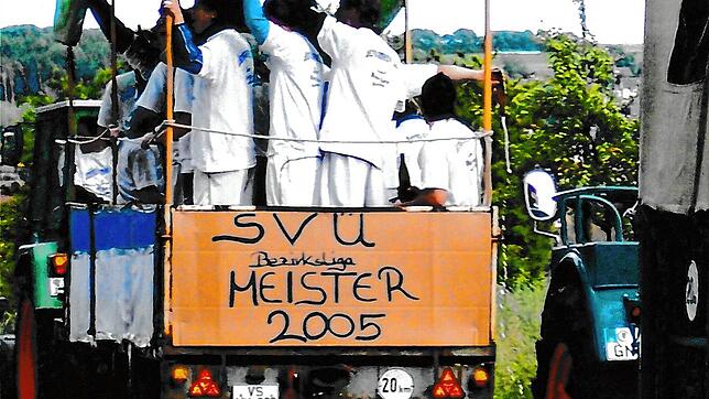 Der SV Überauchen als Bezirksliga-Meister im Jahr 2005.