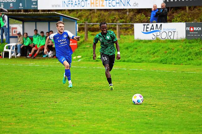 Bild 7: Unsere besten Bilder der Landesliga-Partie zwischen dem FC Radolfzell und dem VfR Stockach