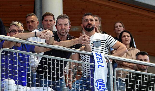 Bild 25: Unsere große Bildergalerie vom D-Jugendfinale der Futsal-Bezirksmeisterschaft in Pfullendorf