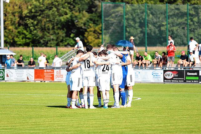 Bild 4: SV 08 Laufenburg besiegt den TuS Binzen mit 7:2 und zieht in die zweite Runde ein – wir haben Fotos!