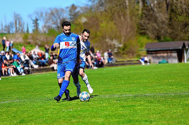 Bild 17: Unsere Bildergalerie vom 2:2 im Spitzenspiel zwischen der SG Stühlingen/Weizen und dem FC Erzingen