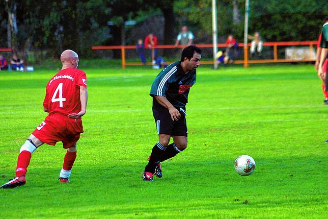 Bild 7: Erinnerungen ans erste Derby des SC 03 Rheinfelden auf der Richterwiese am 13. September 2003
