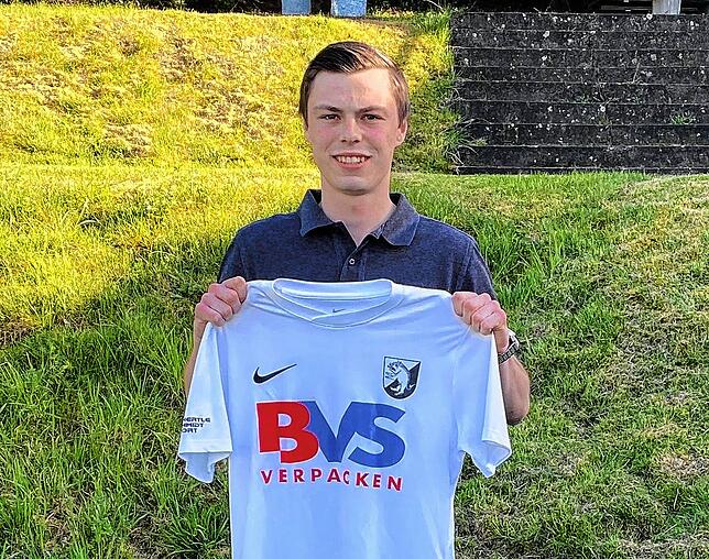 Sebastian Schmidt (22) vom FC RW Weilheim trägt künftig das Trikot des FC Erzingen.