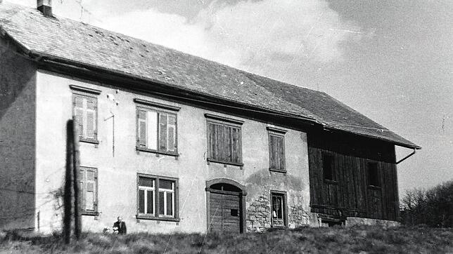 Der Bauernhof vor dem Abbruch 1977.