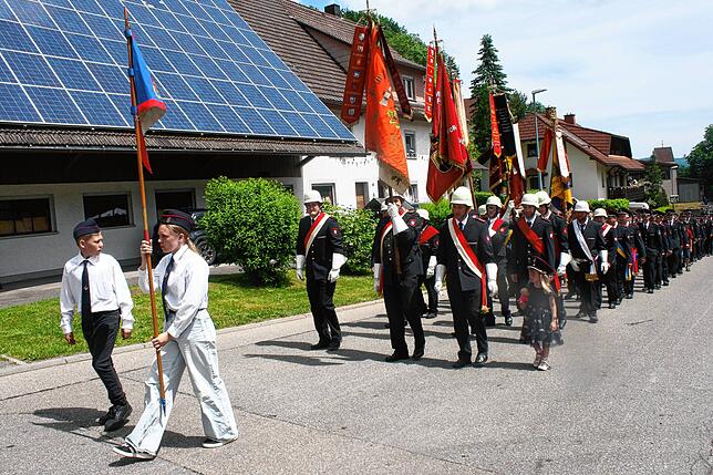 Bild 32: Gute Laune beim Bezirksmusikfest in Lausheim
