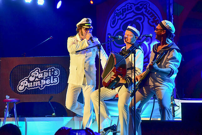 Bild 9: Bilder und Videos vom Konzert von Papi's Pumpels in Tennenbronn