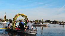 In diesem Jahr werden keine geschmückten Boote mehr über den See fahren. Dennoch bleiben die Mooser ihrem Gelübte treu. Archivbild: ...