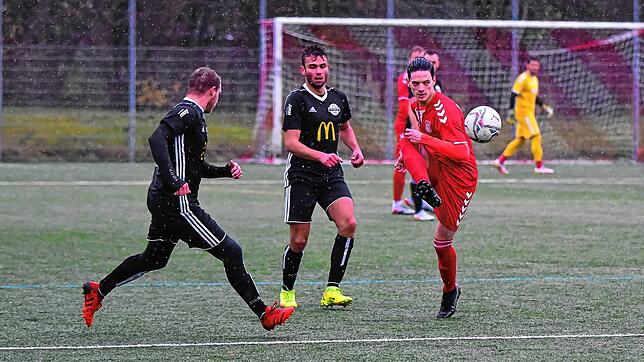 Bild 14: FC Wallbach holt sich einen Punkt bei der U23 des FV Lörrach-Brombach &ndash; und wir haben Bilder!