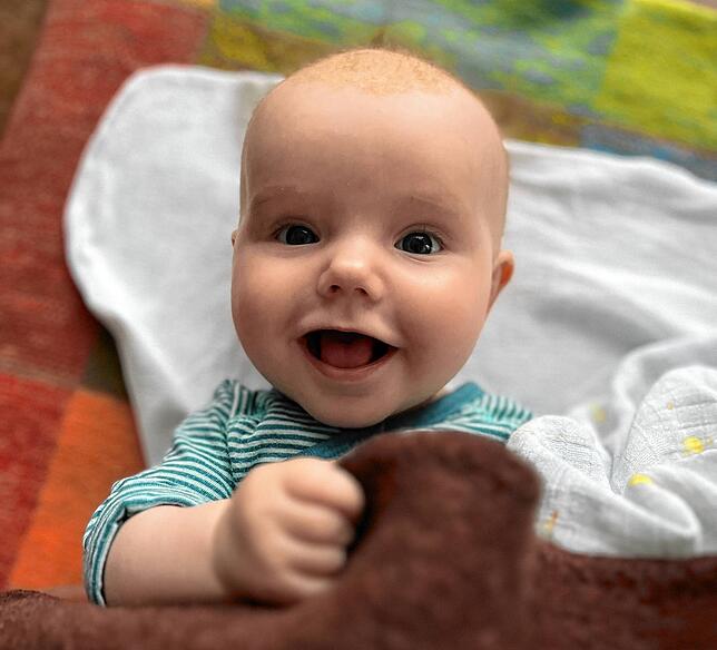 Die kleine Fabienne hat Leukämie und braucht eine Stammzellspende. Doch bislang ist noch kein geeigneter Spender gefunden.