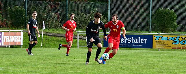 Bild 16: FC Wallbach muss mit einem 1:1 gegen den SV Buch zufrieden sein &ndash; und wir haben Bilder!