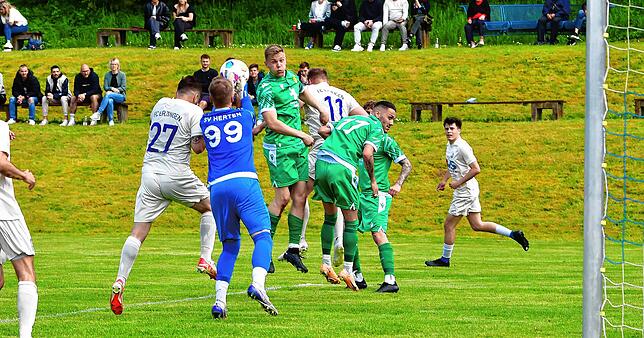 Bild 30: SV Herten siegt 4:1 beim FC Erzingen – und wir haben Bilder!