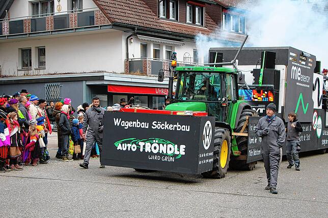 Bild 4: Tierisch was los beim Umzug am Fasnetsmendig: Teil 2