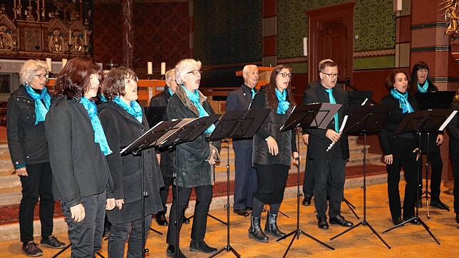 Der Gospelchor Blue Note begeisterte bei seinem Auftritt in der katholischen Kirche in Bonndorf mit Hits wie „Amazing Grace“ und „Rock ...
