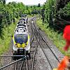 Bondorf bei Herrenberg: Ein Zug fährt auf der Gäubahnstrecke.