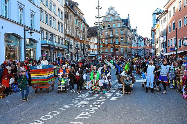Bild 11: Kärrele-Rennen 2024 auf der Marktstätte in Konstanz: Alle Bilder des fulminanten Events