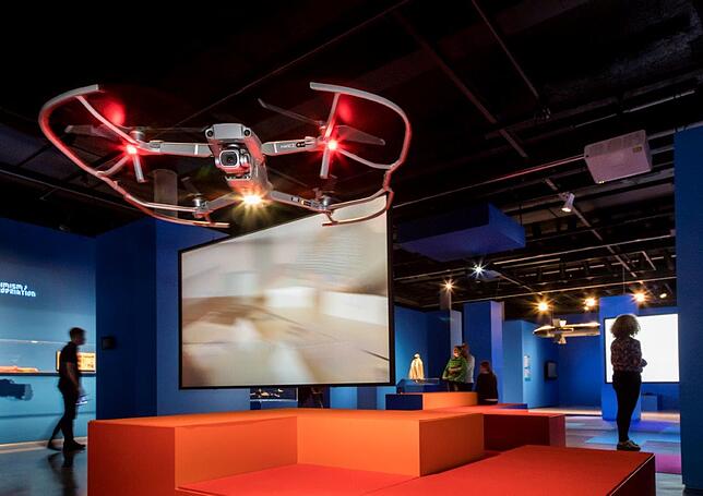 Um die Technik, Geschichte und Zukunft von unbemannten Flugobjekten geht es in der aktuellen Ausstellung „Game of Drones“ im ...