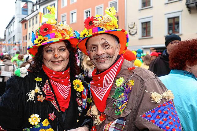 Bild 14: Die Konstanzer Fasnacht außer Rand und Band! Hästräger feiern auf der Marktstätte – die schönsten Bilder!