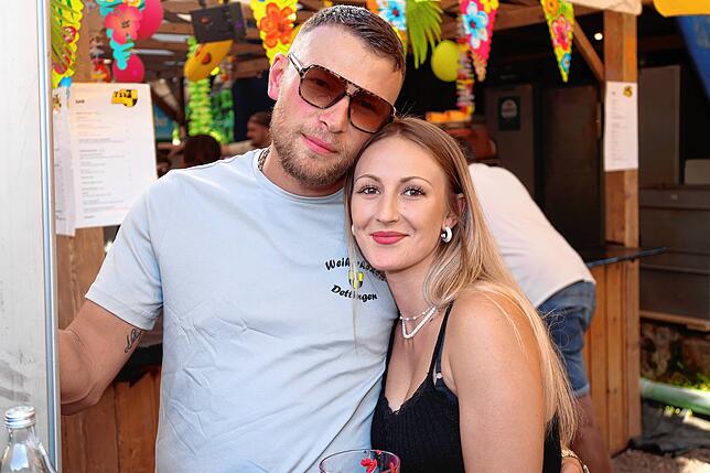 Bild 34: Es wird weiter gefeiert - alle Fotos vom Dettinger Dorffest am Samstag