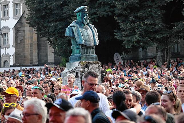 Bild 26: 5000 Fans feiern mit Pur in Salem (Teil 1)