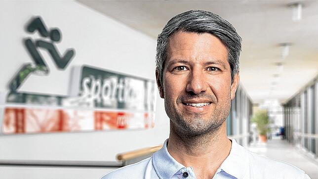 Bild : Spitzenmedizin in der Region: Auch mit Knie-Arthrose kann man wandern gehen