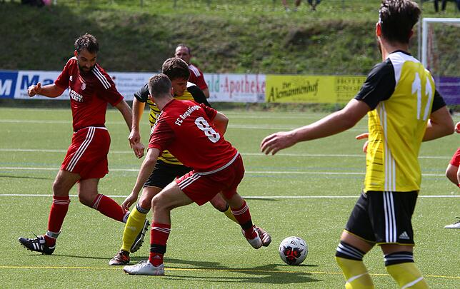 Bild 14: SV Eichsel siegt mit 4:0 beim FC Bergalingen &ndash; und wir haben Bilder!