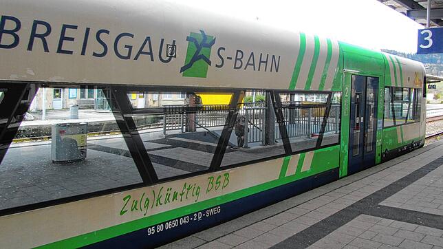 Die Breisgau-S-Bahn fährt in der ersten Septemberwoche nur bis Titisee. Der Grund sind Gleisarbeiten zwischen Titisee und Kirchzarten.