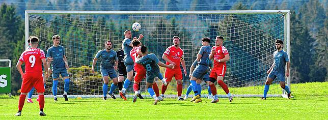 Bild 32: SV Jestetten gewinnt 3:1 beim FC Schlüchttal &ndash; und wir haben Bilder!