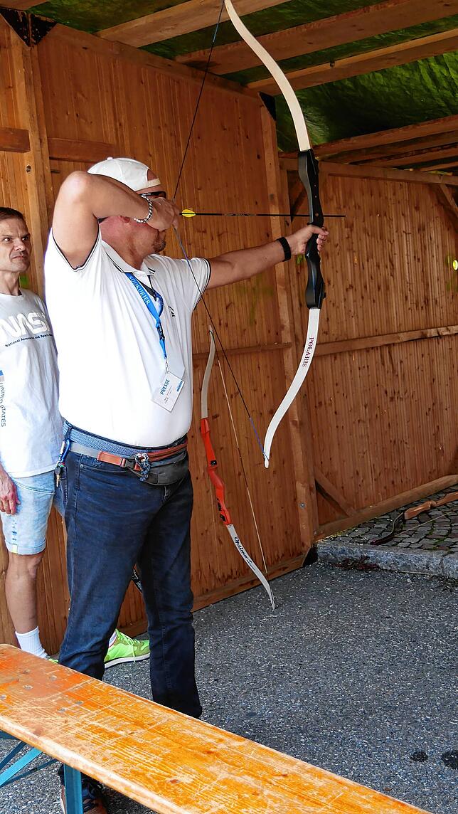 Bild 28: Albbrucker Dorffest: Ausgelassene Stimmung, zahlreiche Besucher und buntes Programm.