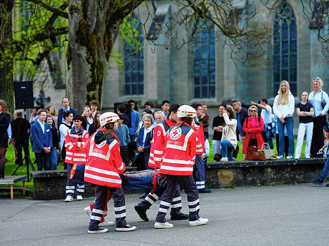 Bild 8: Tag der offenen Tür: Internats-Schüler zeigen bei Übung, was sie können
