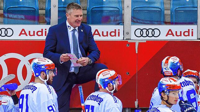 Wild Wings-Chefcoach Niklas Sundblad ist derzeit bestens gelaunt. Der Schwede hatte bereits im alten Jahr mehrfach Grund zum Jubeln, er ...