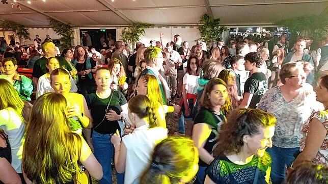 Bild 9: DJ Beestyle beim Bezirksmusikfest in Lauchringen – exklusive Bilder!