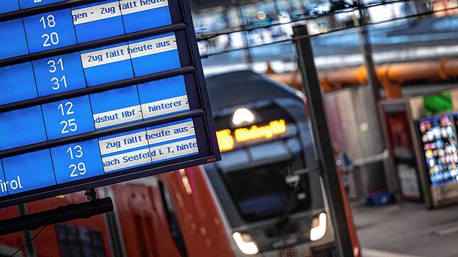 Bild : Bahnverkehr im Südwesten wegen Streiks stark beeinträchtigt