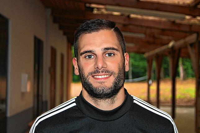 Raphael Scherzinger, Torwart SV 08 Laufenburg, ist vor einer Woche 30 geworden und der Älteste im Team: „Da hatte ich als ...