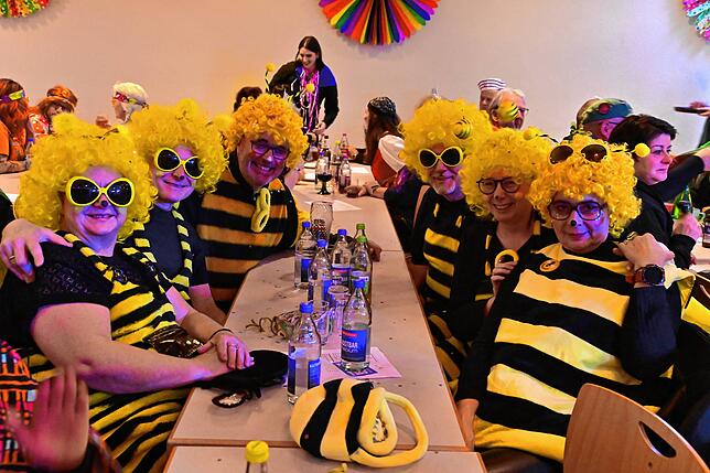 Bild 5: Schmodoball 2025 in St. Georgen: So spektakulär war das Event im Goldenen Auerhahn – Bilder hier!